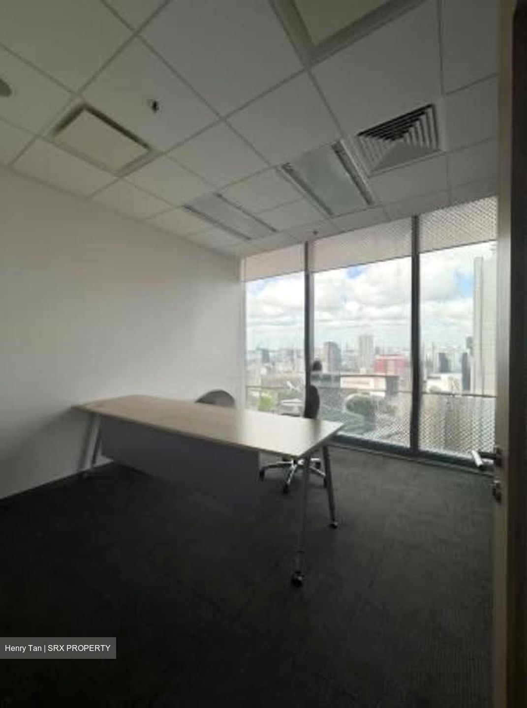 One Raffles Place (D1), Office #584317971